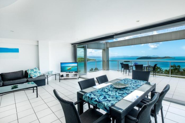 Skiathos Sea Sunset Apartment - Hamilton Island