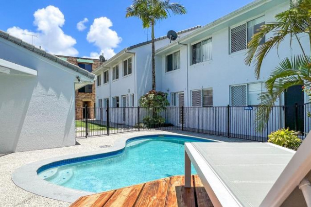 Sea Crest 7 - Three Bedroom Pet Friendly Townhouse - very close to Alex Beach! - Alexandra Headland