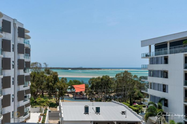 Home Comfort @ The Cosmopolitan Unit 20404 - Maroochydore