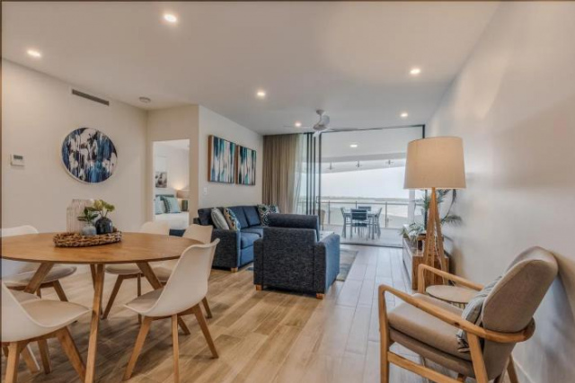Cosmopolitan Superior Apartment - Maroochydore