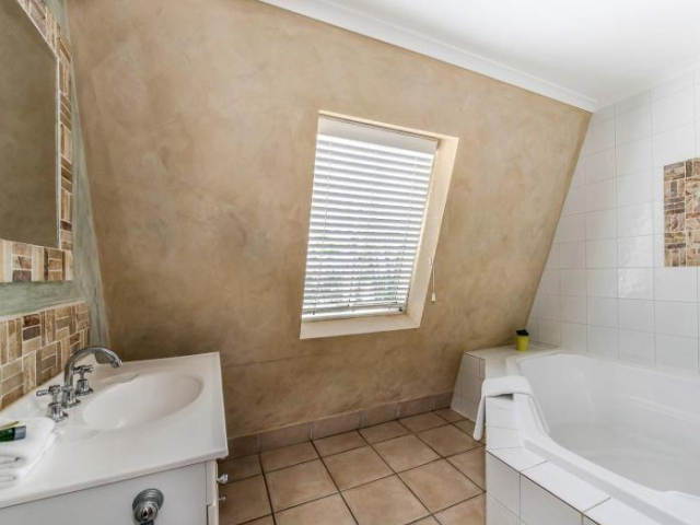 Surf Club Retreat, Pet Friendly, Sunshine Coast, Marcoola - Marcoola