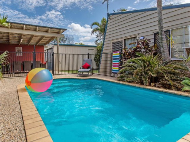 Surf Club Retreat, Pet Friendly, Sunshine Coast, Marcoola - Marcoola