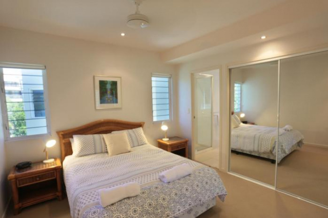 Delightful family apartment in modern complex - Sunshine Beach