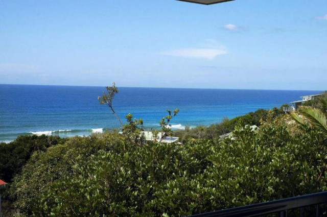 4 Domani Large Townhouse with Ocean Views - Sunshine Beach