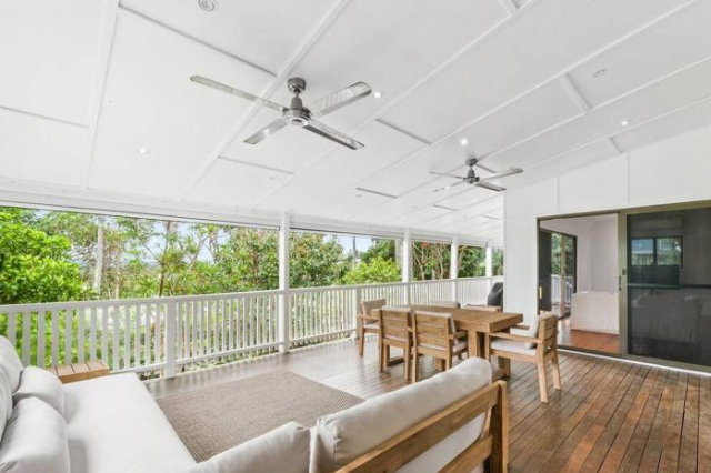 Peregian Beach House, Walk to beach, shops, cafes - Peregian Beach