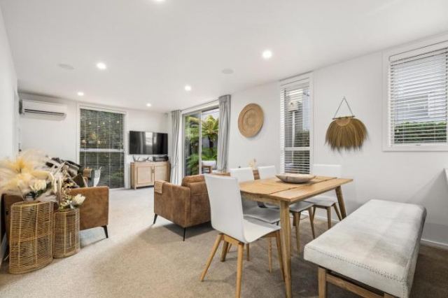 City Escape - Christchurch Central Holiday Apartment - Christchurch