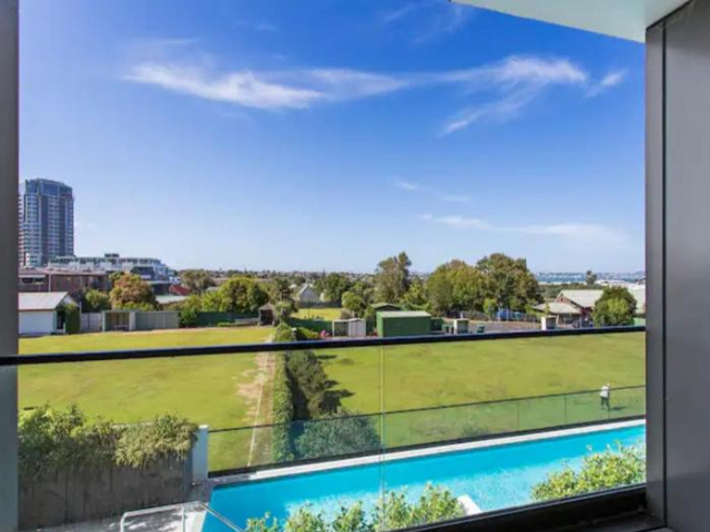 Lovely Bright Apartment - Central Takapuna! - Auckland