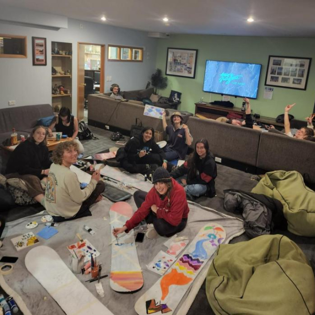 Adventure Queenstown Hostel - Queenstown