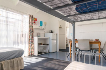 Waitangi Holiday Park Hotel