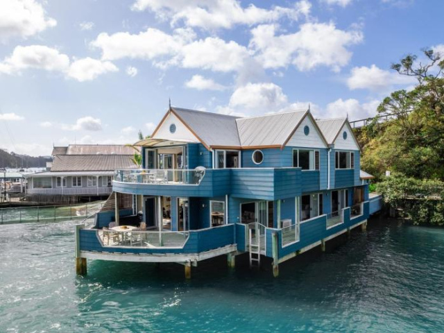 The Landing at The Boathouse - Opua Holiday Apartment - Bay of Islands