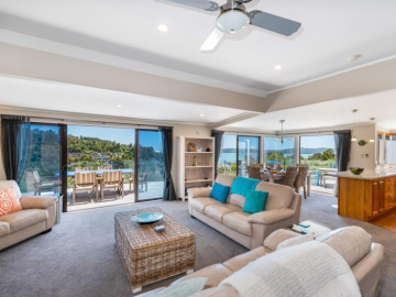 Motu Tiro - Designer Paihia Holiday Home