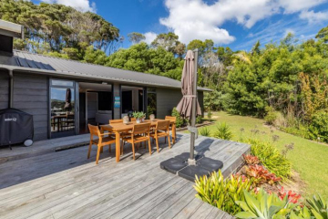 The Falls View - Haruru Falls Holiday Home