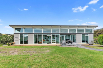 Paroa Bay Chalets - Te Whare Kiwi