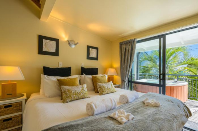 PALM BEACH PARADISE, PRIVATE HOT TUB, GREAT VIEWS, WIFI SKY TV, DBLE KAYAK, & POSSIBLY a CAR! - 懷希基島