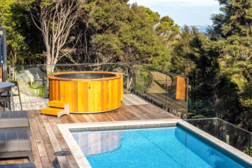 Kaitiaki Lodge - Private pool & Spa