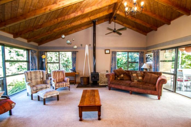 Riverbed Lodge - Lake Taupo Home - Lake Taupo