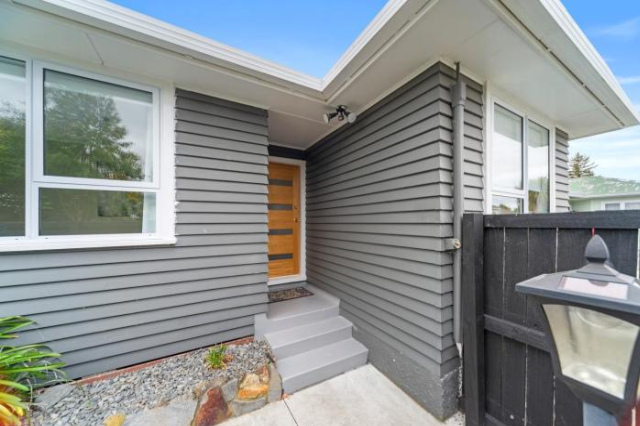 Easy on Elizabeth - Lake Taupo Holiday Home - Lake Taupo