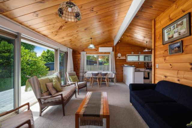 5 Kensington - Taupo Holiday Home - Lake Taupo