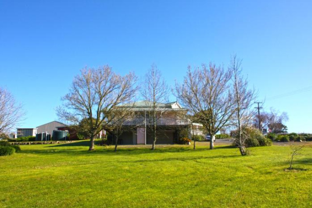 Matakohe House - North Island