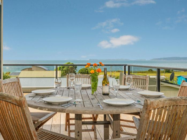 The Glass House - Kuaotunu Holiday Home - Coromandel Peninsula
