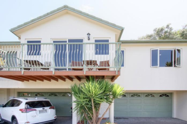 Onslow Views - Napier Holiday Home - Hawke's Bay