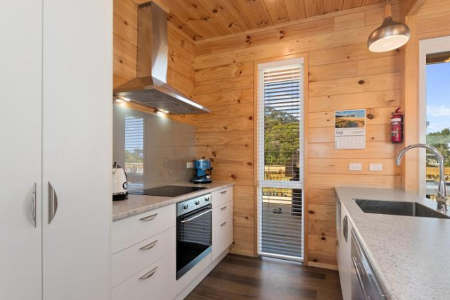Matapouri Bayside Retreat - Matapouri Holiday Home - Northland