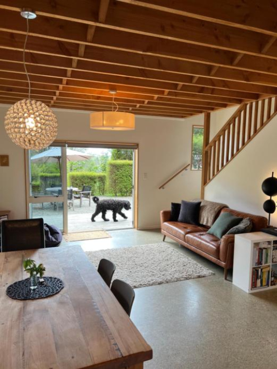 Beech Hill - Pet Friendly Holiday Home - Tasman