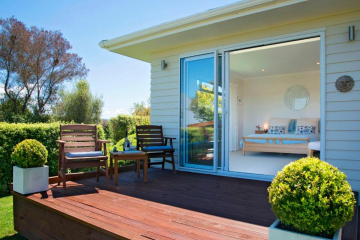 117 Higgs - Room With a View