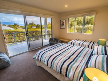 Te Wharepuni - Tata Beach Holiday Home