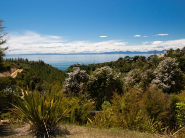 Kanuka House - Kaiteriteri Holiday Home