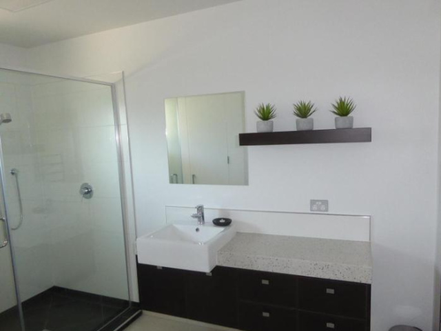 Luxury Waterfront Apartment - Quay No 6 - Marlborough