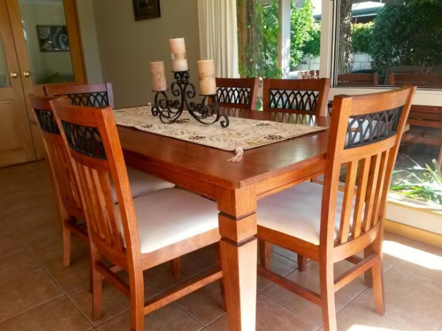 Summer Retreat - Blenheim Holiday Home - Marlborough