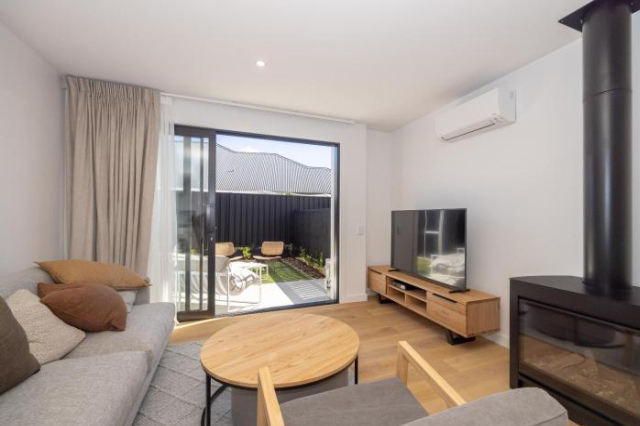 Alpine Junction Townhouse Apartments, Lodge & Hotel - Cardrona Alpine Resort