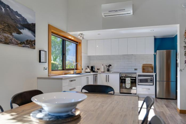 Riverside Three Bedroom - Remarkable Views - Cardrona Alpine Resort