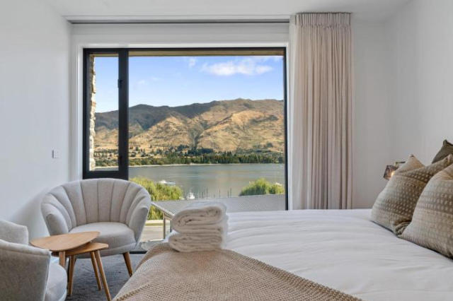 Lakeside Luxury Studio Apartment - Cardrona Alpine Resort