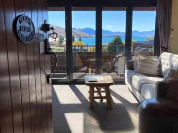 Tekapo B2 Lake View Apartment