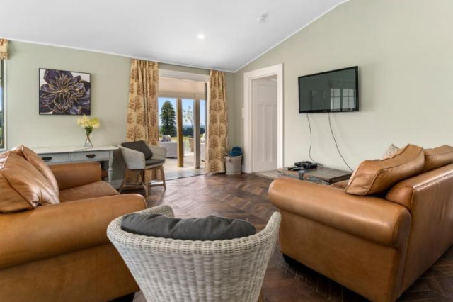 The Cottage - Te Puke Holiday Home - Bay of Plenty