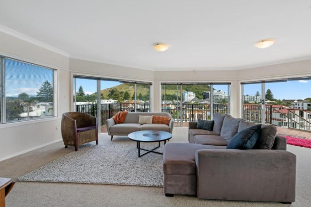 Home Sweet Home - Mt Maunganui Holiday Home - Bay of Plenty