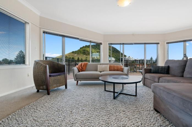 Home Sweet Home - Mt Maunganui Holiday Home - Bay of Plenty