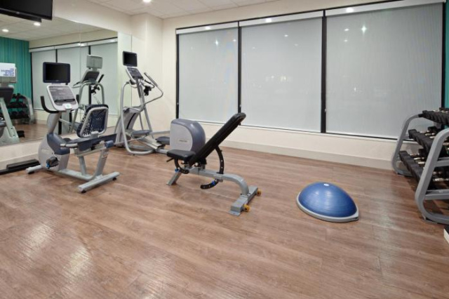 Holiday Inn Express Los Angeles LAX Airport by IHG - Los Angeles