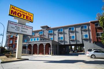 Maywood Hotel