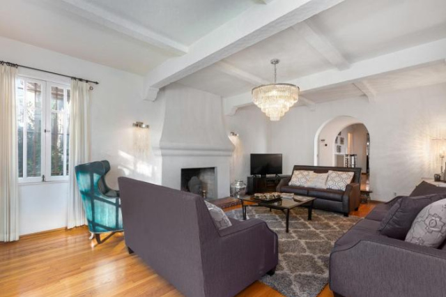 Renovated Spanish 3BD 2BA near Beverly Hills - Los Angeles