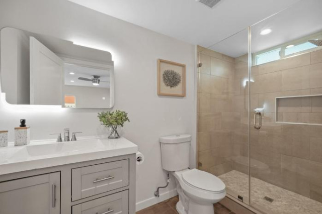 Completely renovated home Los Angeles border, Inglewood, California - Los Angeles