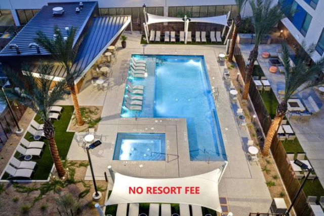 Hampton Inn & Suites Las Vegas Convention Center - No Resort Fee - 拉斯維加斯