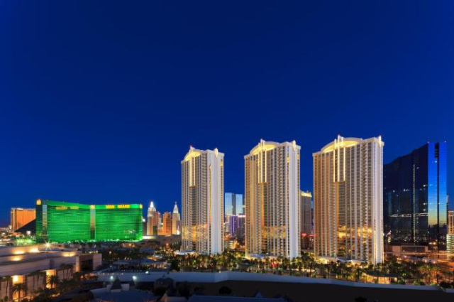 The Signature at MGM Grand - All Suites - Las Vegas