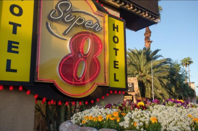 Super 8 Las Vegas Hotel - Las Vegas