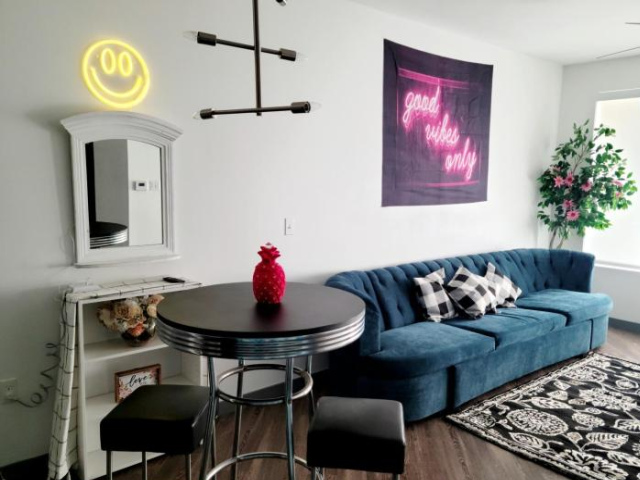 Downtown Summerlin condo next to Ballpark & Redrock - 拉斯維加斯