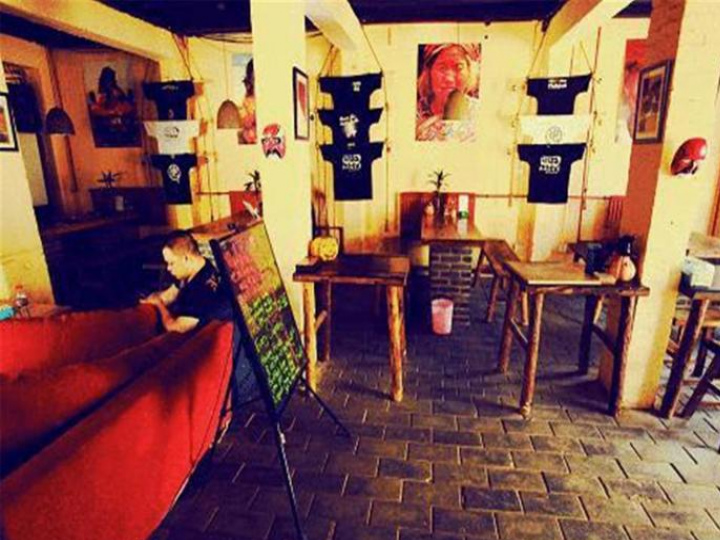 Image Alt