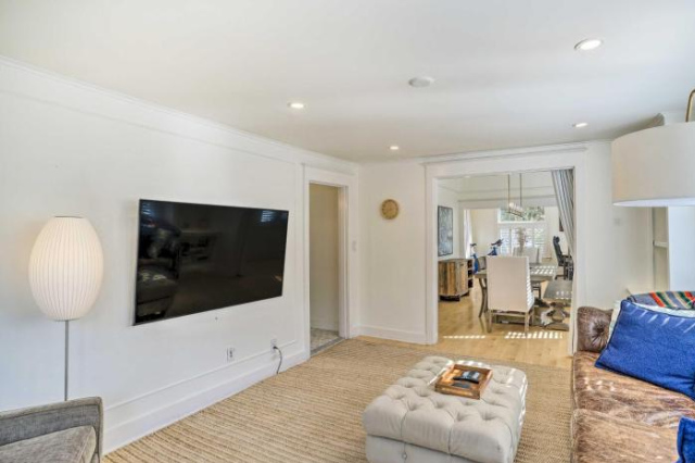 Chic Seattle Home with Hot Tub, Close to Dtwn! - Seattle