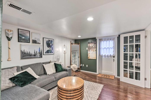 Chic Queen Anne Cottage Walk to Restaurants! - Seattle